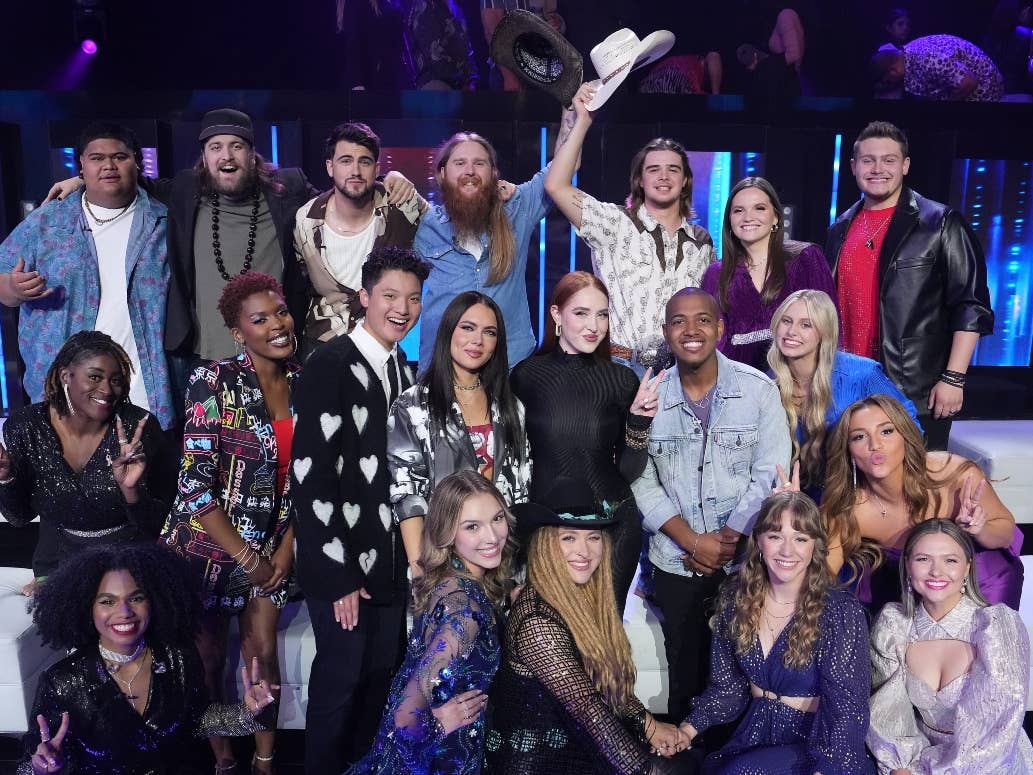 American Idol Disney Night Reveals Top 7 with Dating Bombshell 2 American Idol Disney Night Reveals Top 7 with Dating Bombshell