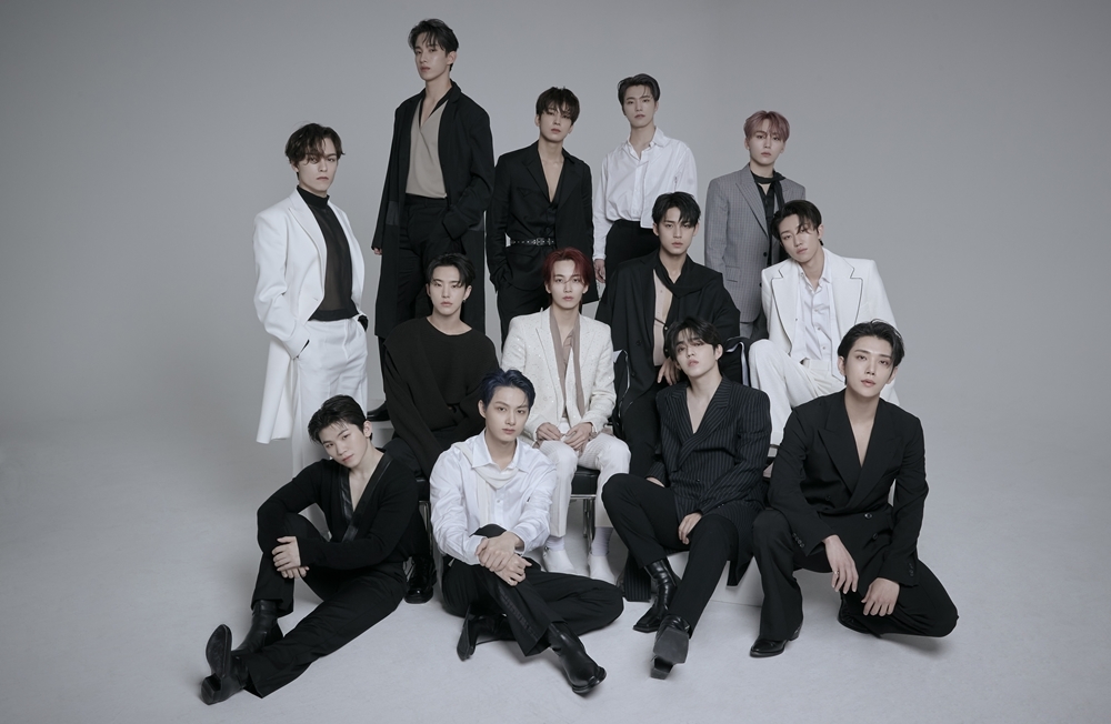 SEVENTEEN renews contracts with Pledis Entertainment