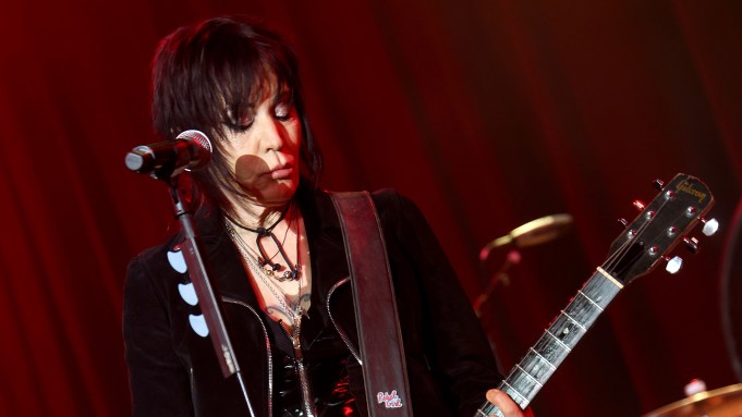 Joan Jett Cancels Final 2026 Shows After Vertebrae Surgery 2 Joan Jett Cancels 2026 Concerts
