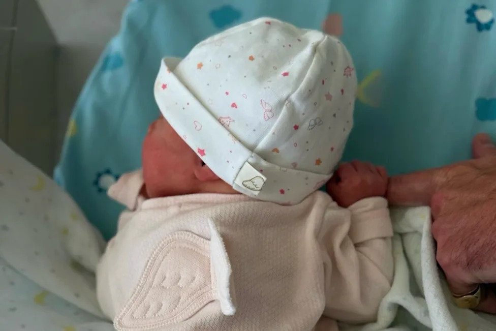 Princess Eugenie Welcomes First Daughter, Third Child 1 Princess Eugenie Welcomes Baby Girl