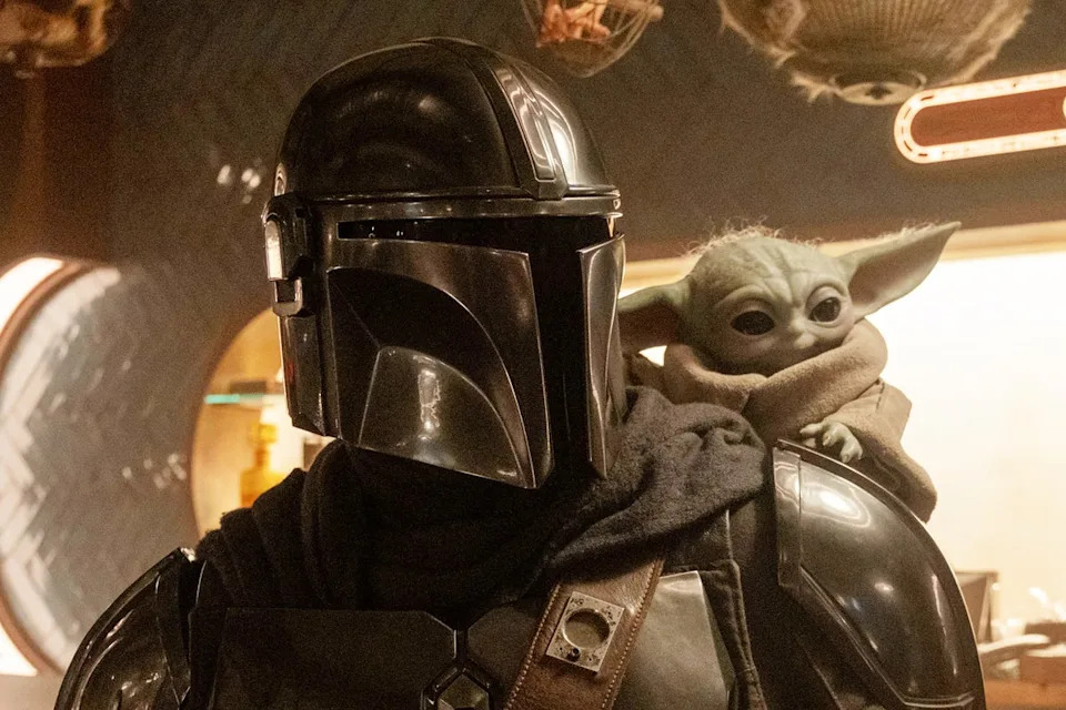 Disney Cancels Droid-Centric Star Wars Pitch From Paddington Duo 1 Star Wars Cancels Another Movie